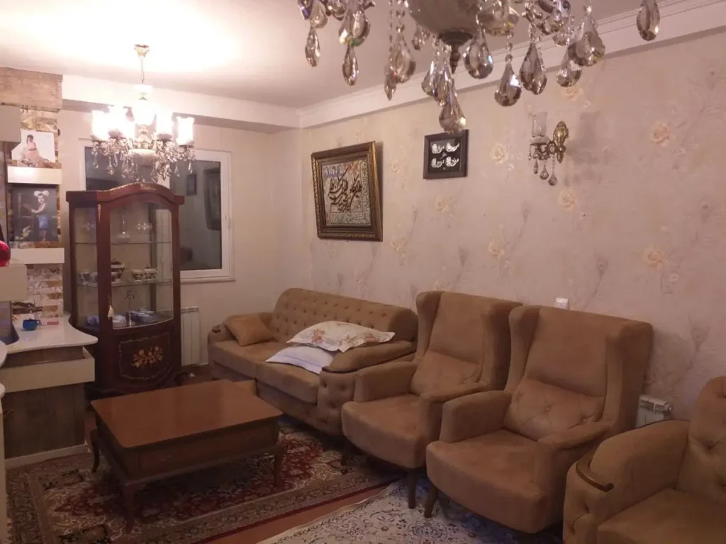 تصویر 2 از آپارتمان 80 متری در عباسی برای فروش
