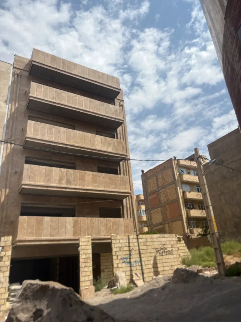 تصویر 1 از آپارتمان 170 متری در ولیعصر 2 برای فروش، 3 خواب