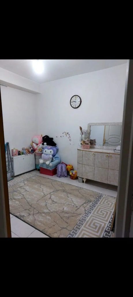 تصویر 2 از آپارتمان 72 متری در ولی امر برای فروش، 2 خواب