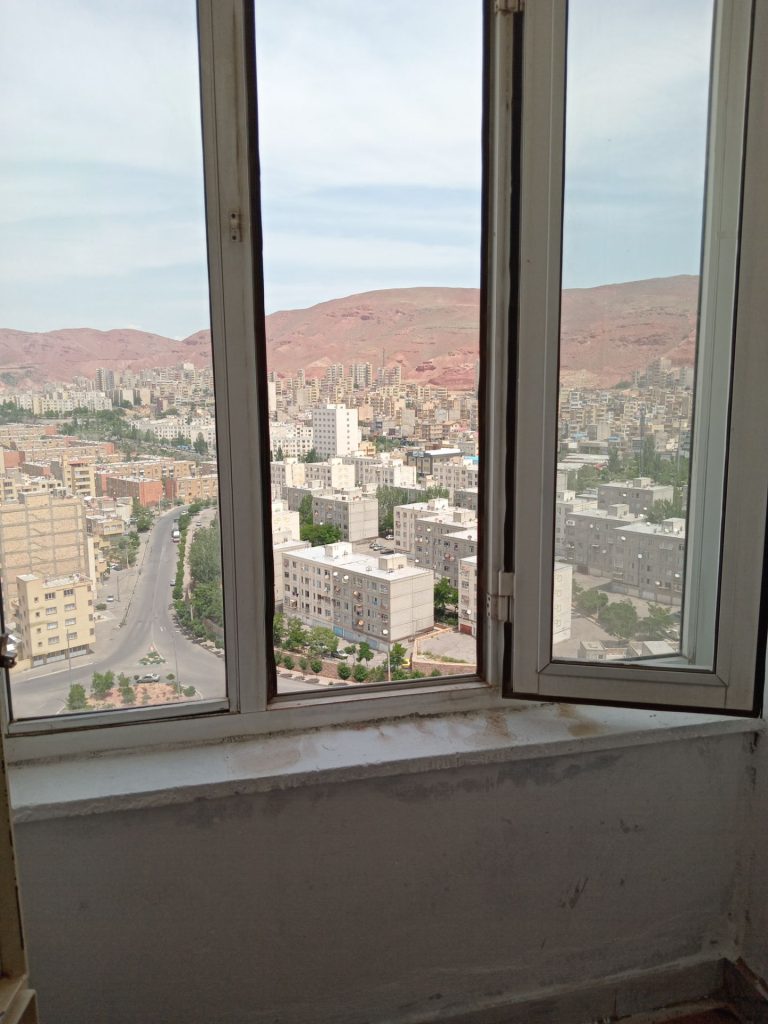 تصویر 11 از آپارتمان 74 متری در باغمیشه برای فروش