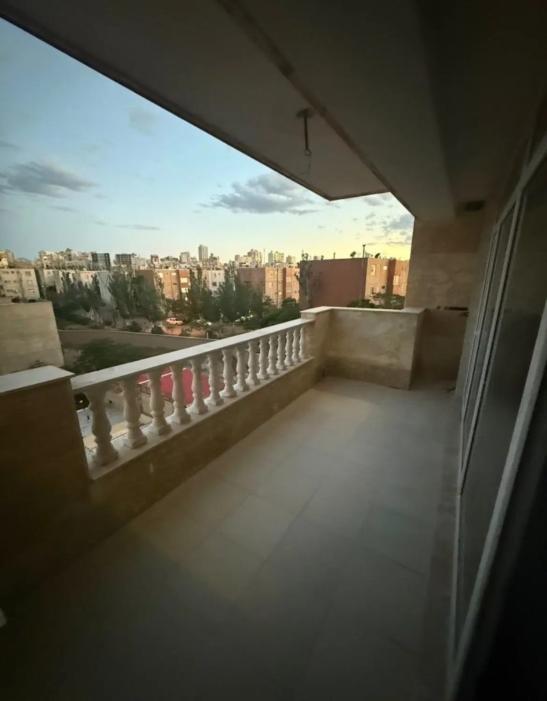 تصویر 3 از آپارتمان 95 متری در ولیعصر برای فروش، 2 خواب